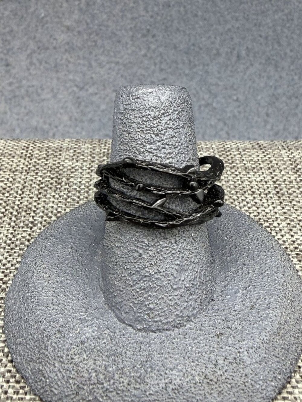 Crown Of Thorns Ring Size 6 Black Enamel Gothic Punk Emo Religious Retro Vintage